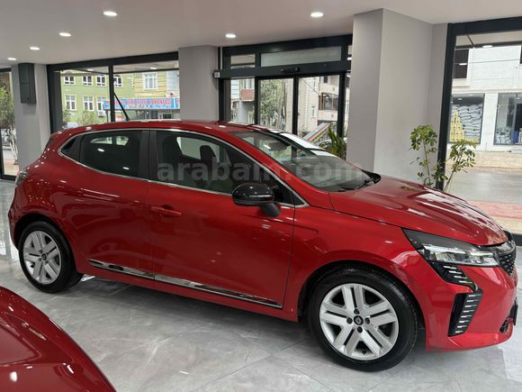 UYSAL OTOMOTİV 2023 RENAULT CLİO 1.0TCE EVOLUTİON+GSR