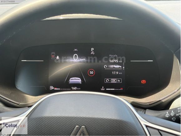 ÇETAŞ RENAULT MAHMUTBEY'DEN 2025 CLİO SİYAH ÇELİK JANT 15.000KM