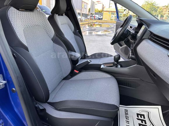 EFE'de BOYASIZ 2025 OTOMATİK VİTES GÜVENLK PAKET+GERİ GÖRÜŞ CLİO