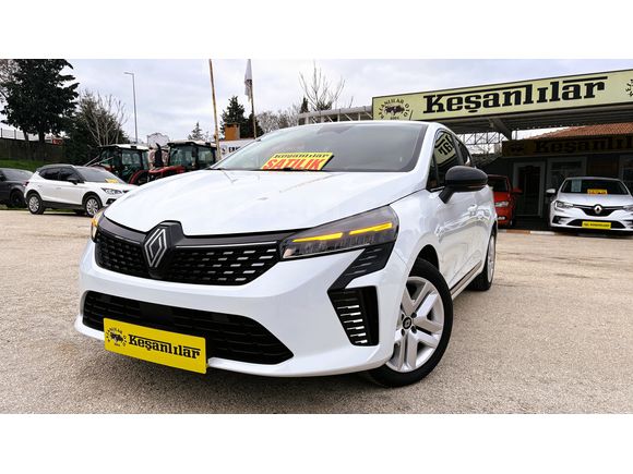 BOYASIZ 2024 32,928 KMDE CLİO 1,0 TCE EVOLUTİON X-TRONİC GSR2