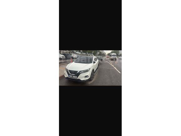 Sahibinden Nissan Qashqai 1.6 dCi Platinum Premium Pack 2017 Model 