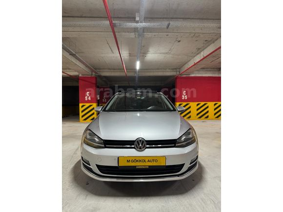 Volkswagen Golf 1.6 TDi BlueMotion Highline 2015 Model