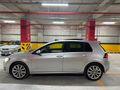 Volkswagen Golf 1.6 TDi BlueMotion Highline 2015 Model