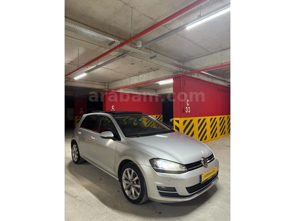 Volkswagen Golf 1.6 TDi BlueMotion Highline 2015 Model
