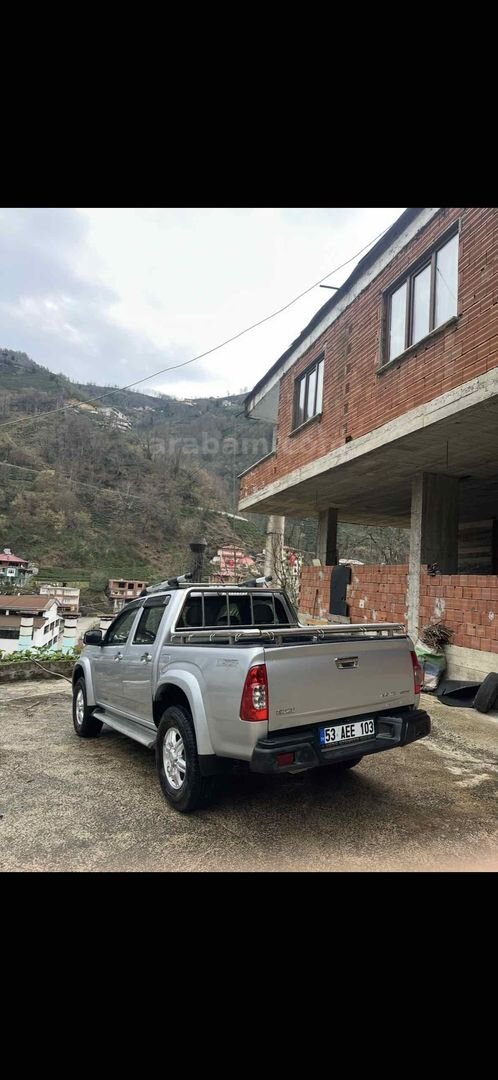 Sahibinden Isuzu D-Max 2.5 4x2 2011 Model 3