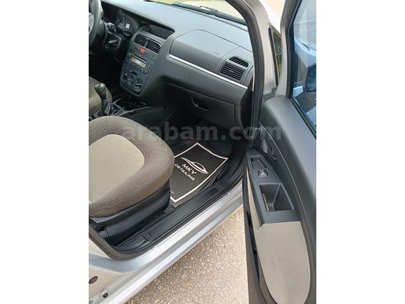 Sahibinden Fiat Linea Hatasız Boyasız Tramersiz 1.3 Multijet  2013 Model