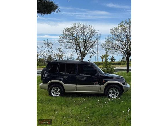 AUTO KİBAR-2000 MODEL SUZİKİ VİTARA 1.6JLX 4*4 MANUEL