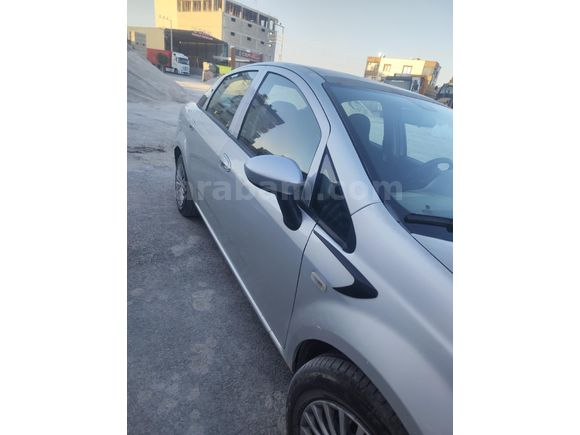 Sahibinden Fiat Linea 1.3 Multijet Active 2009 Model