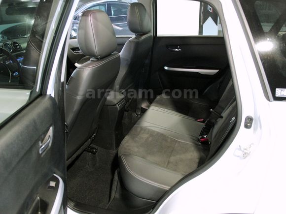 2017 SUZUKI VITARA 1.6 GLX 4X4 KEYLESS ACC GERİ GÖRÜŞ CAM TAVAN