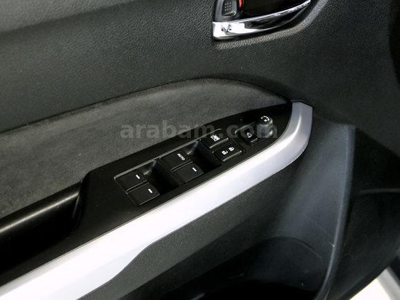 2017 SUZUKI VITARA 1.6 GLX 4X4 KEYLESS ACC GERİ GÖRÜŞ CAM TAVAN