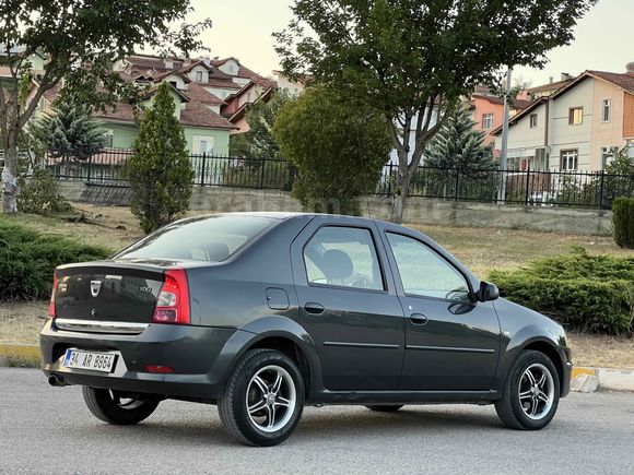 Sahibinden Dacia Logan 1.5 dCi Black Line 2012 Model 