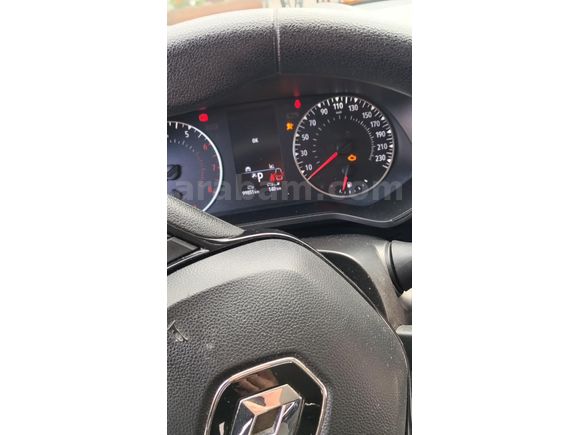 Sahibinden Renault Clio 1.0 SCe Joy 2022 Model