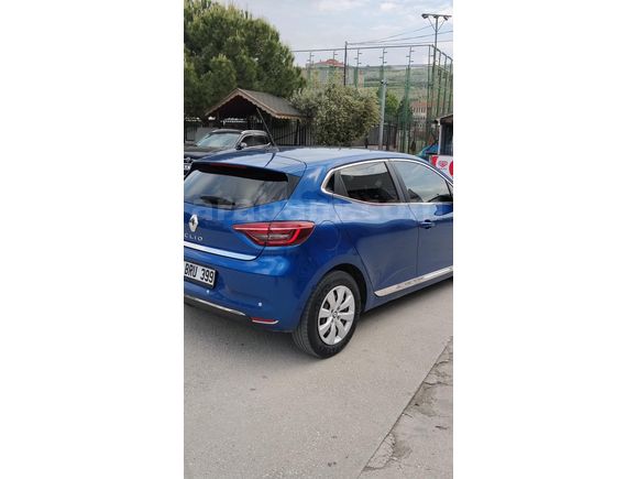 Sahibinden Renault Clio 1.0 SCe Joy 2022 Model