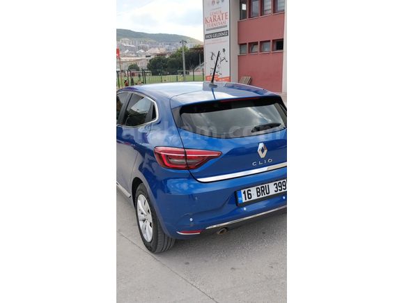 Sahibinden Renault Clio 1.0 SCe Joy 2022 Model