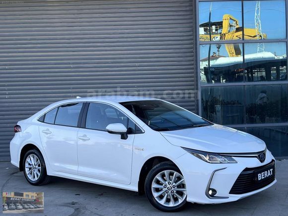 0.59KREDİ-400PEŞİNAT SENET-2022 COROLLA 1.8 HYBRID DREAM BAKIMLI