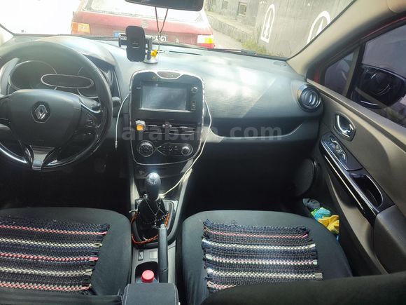 Sahibinden Renault Clio 1.2 Icon 2014 Model  137.000 km Kırmızı