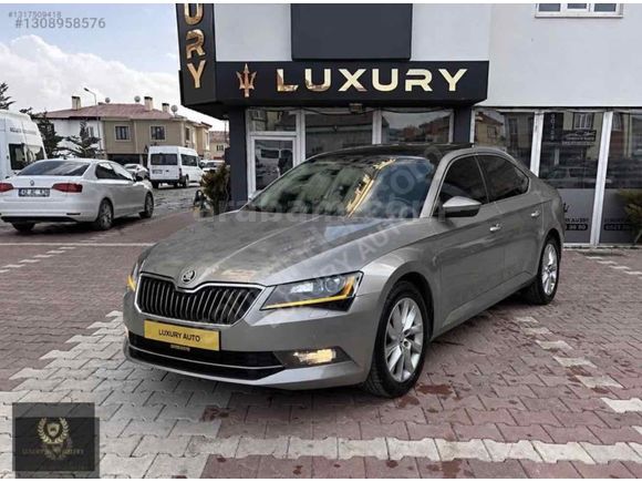 LUXURY AUTODAN//HATASIZ//CAM TAVAN//KOLTUK ISITMA//DOLUU//SÜPERB