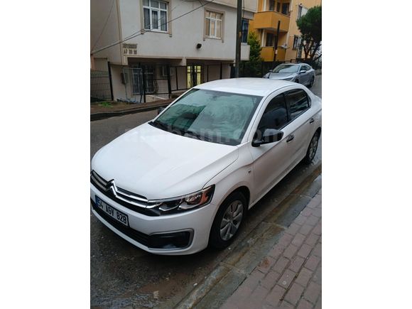 SAHİBİNDEN YETKİLİ BAYİDEN ALINMA - 2019 ÇIKIŞLI - 93.500 KM