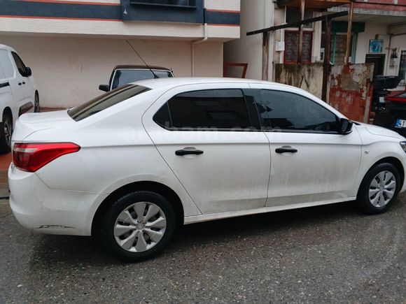 SAHİBİNDEN YETKİLİ BAYİDEN ALINMA - 2019 ÇIKIŞLI - 93.500 KM