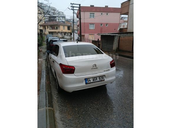 SAHİBİNDEN YETKİLİ BAYİDEN ALINMA - 2019 ÇIKIŞLI - 93.500 KM