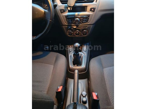 SAHİBİNDEN YETKİLİ BAYİDEN ALINMA - 2019 ÇIKIŞLI - 93.500 KM