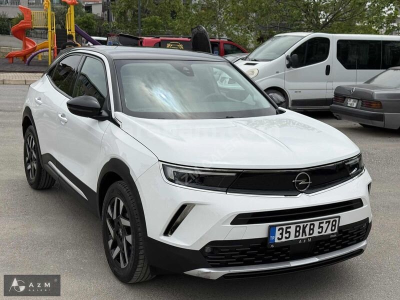 2022 MODEL OPEL MOKKA 1.2 ELEGANCE BEYAZ ÇİFT RENK