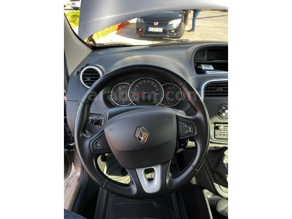 boyasız ve değişensiz Renault Kangoo Multix 1.5 dCi Extreme 2015 Model
