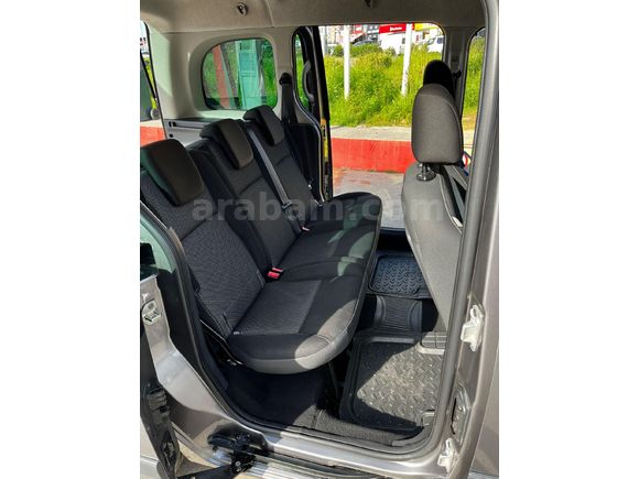 boyasız ve değişensiz Renault Kangoo Multix 1.5 dCi Extreme 2015 Model