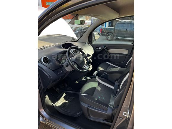 boyasız ve değişensiz Renault Kangoo Multix 1.5 dCi Extreme 2015 Model