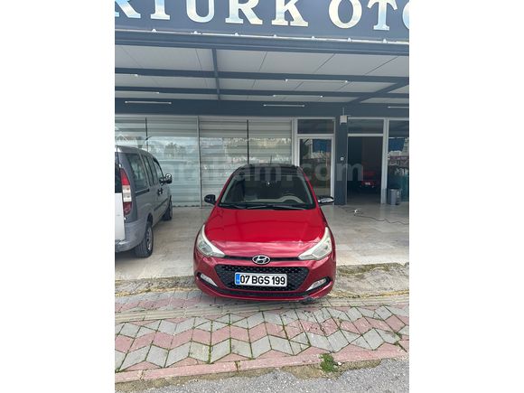 Sahibinden Hyundai i20 1.4 CRDi Style 2016 Model 