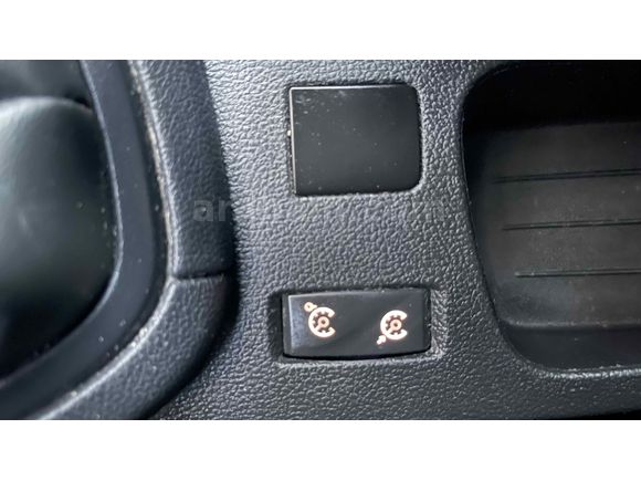 Boyasız yeni kasa clio joy