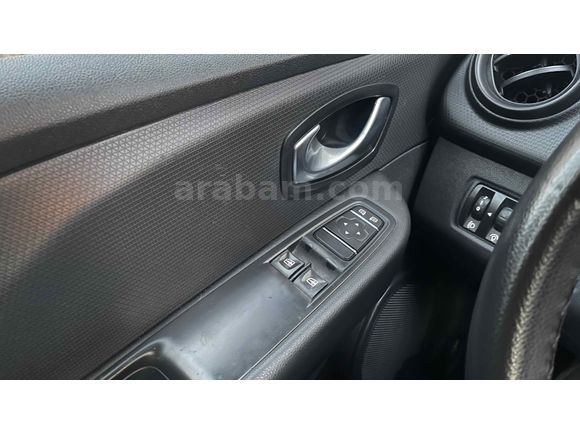 Boyasız yeni kasa clio joy