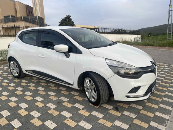 Boyasız yeni kasa clio joy