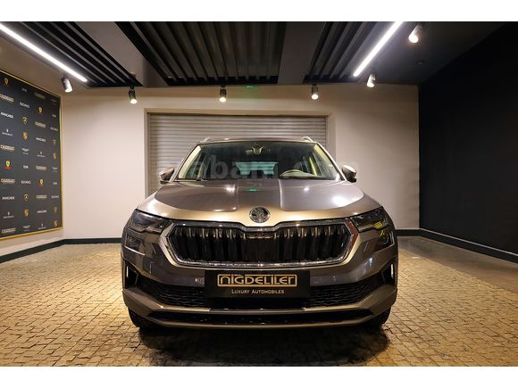 NİĞDELİLER 2025 Skoda Karoq 1.5 TSI Prestige DSG /Bayi /7796