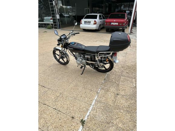 50cc HATASIZ B EHLİYET KULLANIR SİGORTA YOK