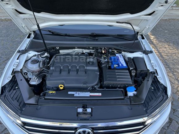 2019 BOYASIZ PASSAT ELEGANCE 54.000 KM'DE CAM TAVAN SERVİS BAKIM