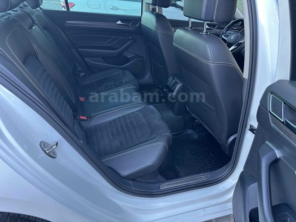 2019 BOYASIZ PASSAT ELEGANCE 54.000 KM'DE CAM TAVAN SERVİS BAKIM