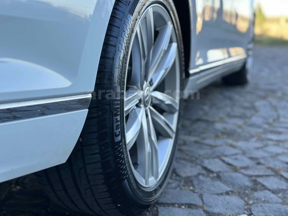 2019 BOYASIZ PASSAT ELEGANCE 54.000 KM'DE CAM TAVAN SERVİS BAKIM