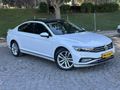 2019 BOYASIZ PASSAT ELEGANCE 54.000 KM'DE CAM TAVAN SERVİS BAKIM