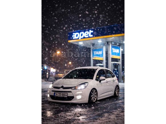 MOTORSİKLET TAKASLI 
CİTROEN C3 1.4 DİZEL 
OTOMATİK 