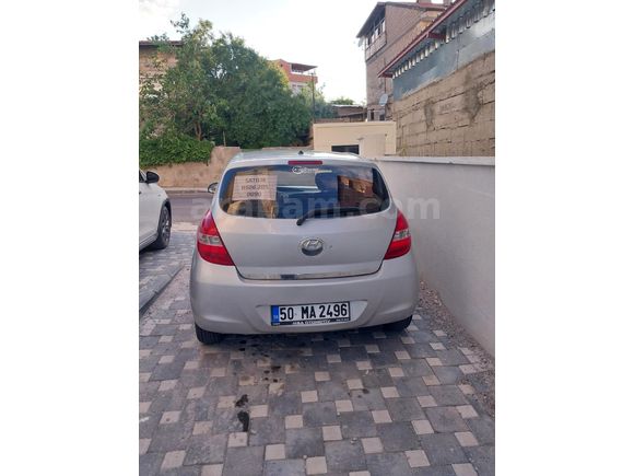 Sahibinden Hyundai i20 1.2 MPI Team 2011 Model