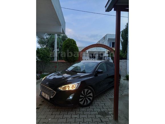Sahibinden Ford Focus 1.5 TDCi Titanyum 2019 Model Manisa 121.400 km Siyah