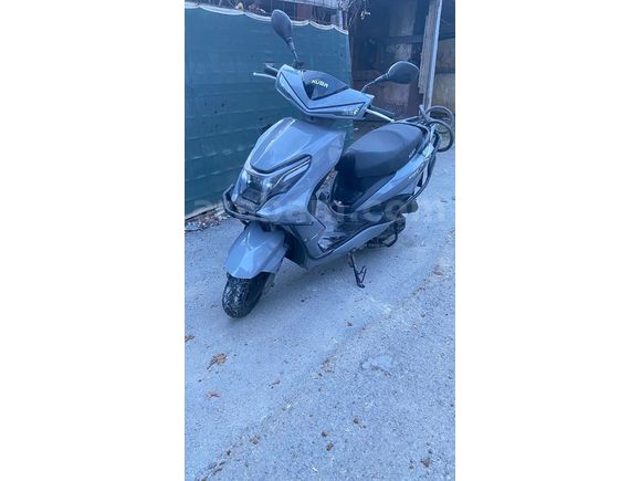 İLK SAHİBİNDEN 2023 MODEL KUBA SPACE 50 PRO 80 CC YÜKSELTİLMİŞ