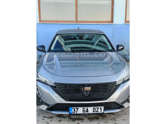 Sadece Takaslık Peugeot 308 1.2 PureTech Active Prime 2023 Model