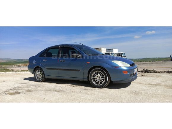 Sahibinden Ford Focus 1.6 Ghia 2000 Model