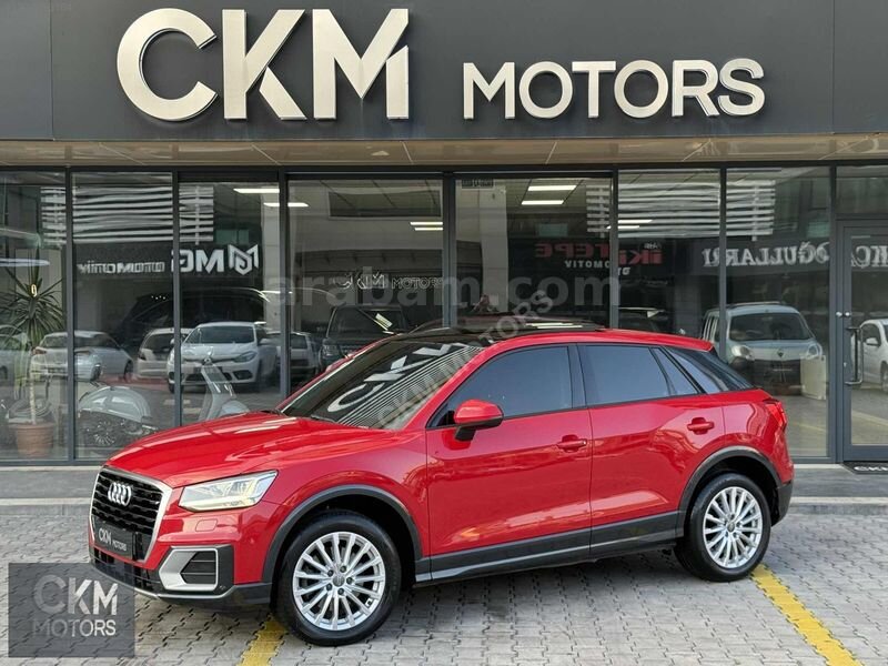 AUDİ Q2 1.0 TFSI DESİGN - BOYASIZ - TRAMERSİZ - CAM TAVAN -
