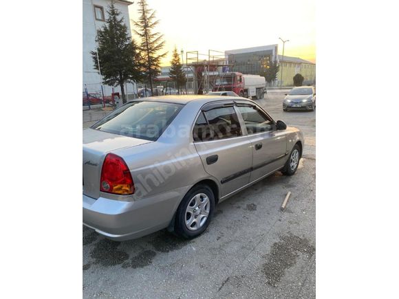 Sahibinden Hyundai Accent 1.3 Admire 2004 Model