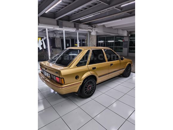 Sahibinden Ford Escort 1.4 Ghia 1990 Model