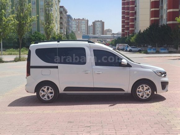 ARACIM ABDULKADİR ASLANA OPSİYONLUDUR Sahibinden Renault Express Combi 1.5 BlueDCI Touch 2023 Model
