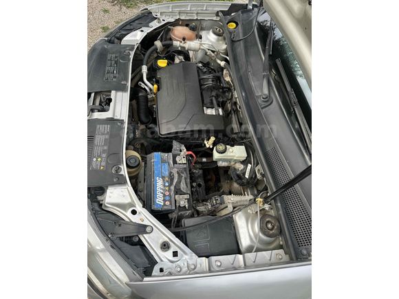CLIO SYMBOL 1/2 BENZİN Lİ 